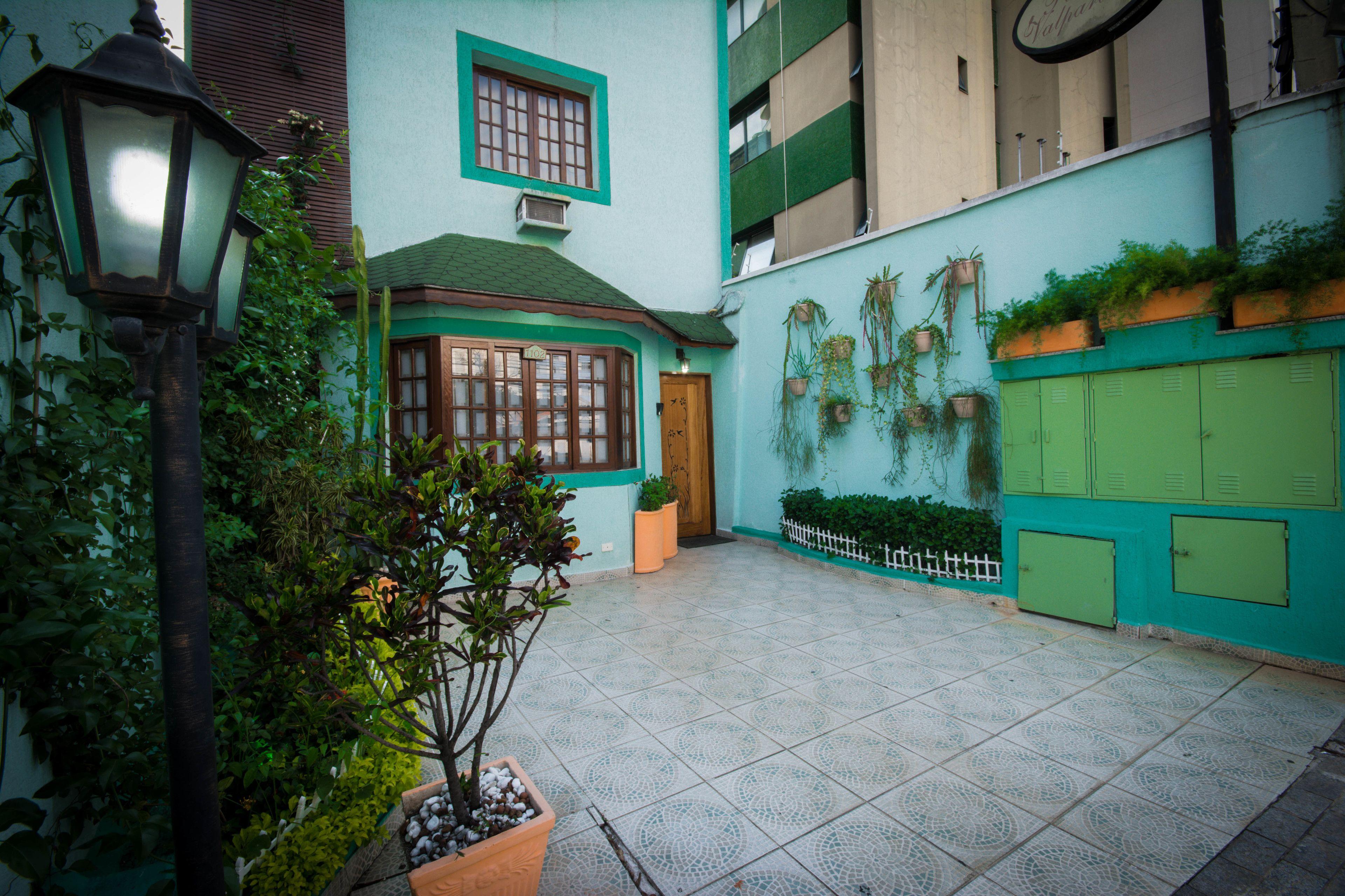 Hotel Valparaiso - Metro Paraiso E 800M Da Av Paulista — Photos 1